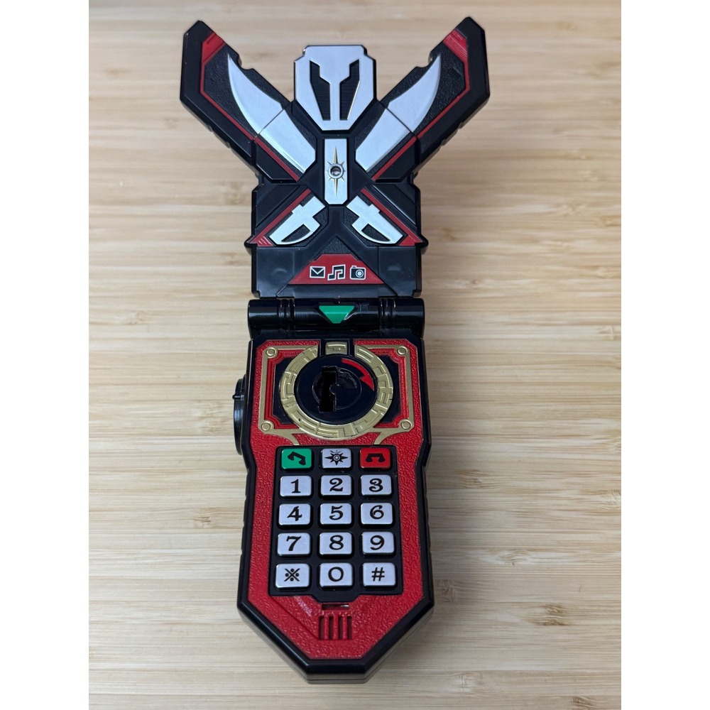 Bandai Power Rangers Super Megaforce Deluxe Legendary Morpher with Sound, No Key